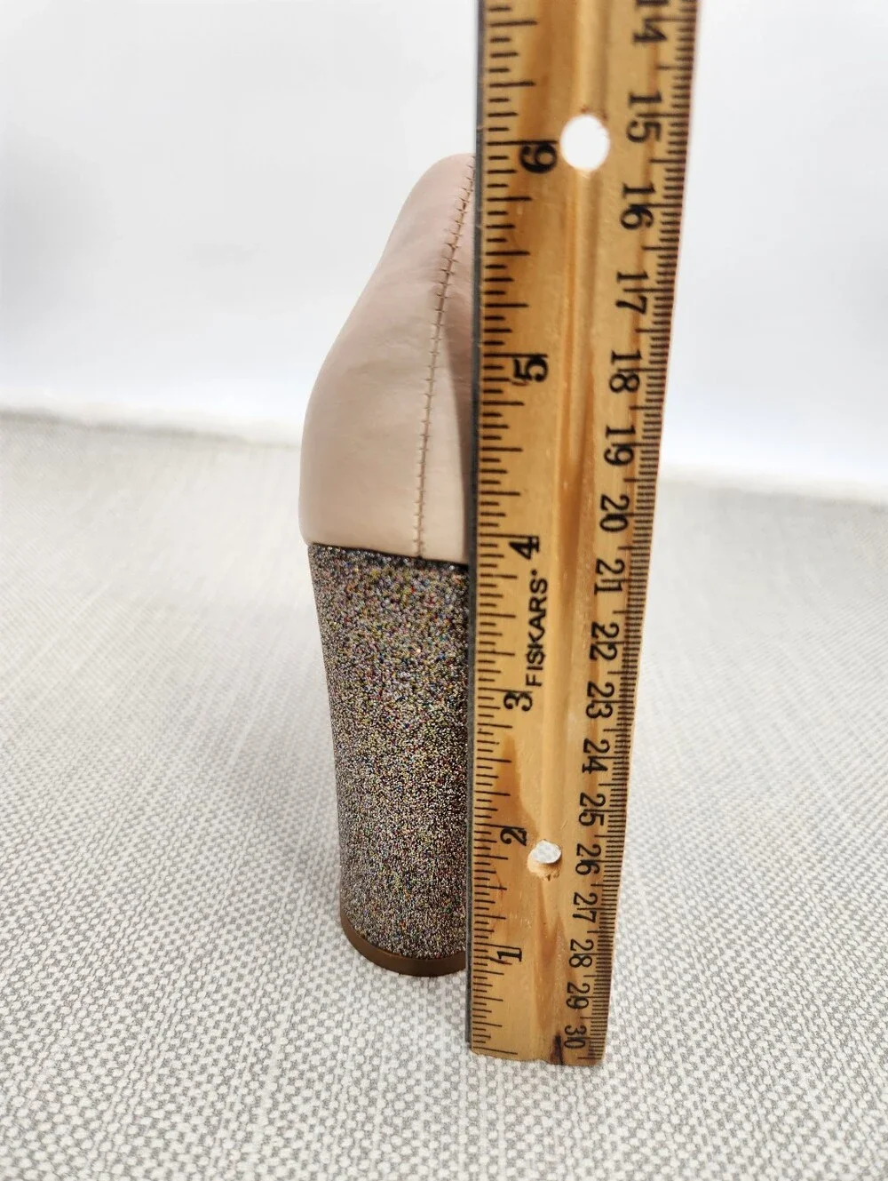 Guilhermina Anthropologie Size 7 M Pumps Cream Nude Leather Glitter Heels